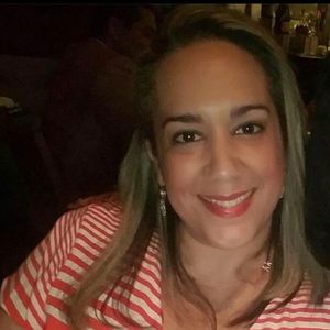 Meet your Posher, Yessenia